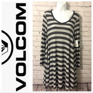 🐞🐞🐞 Volcom Navy and gray striped v neck dress XS
